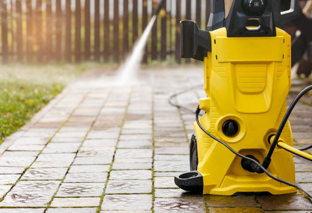 Best Animal Enclosure Cleaning  in Swissvale, PA
